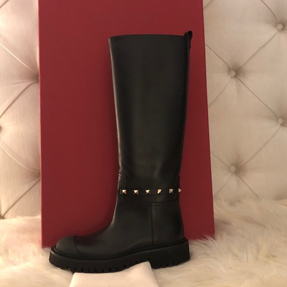 VALENTINO Garavani Rockstud leather knee boots - Picture 4 of 14